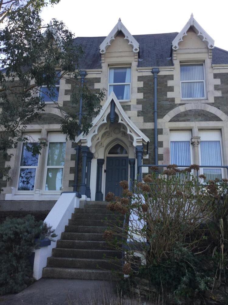 Armyn House Apartments, Your Coastal Escape In Falmouth Kültér fotó