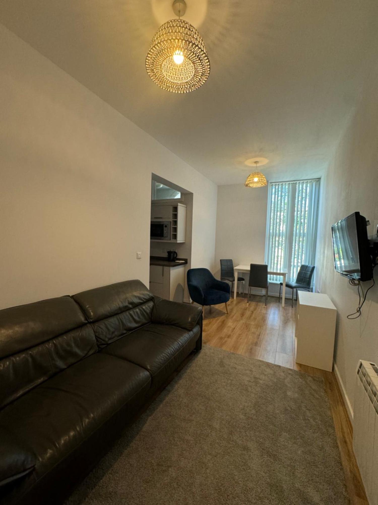 Armyn House Apartments, Your Coastal Escape In Falmouth Kültér fotó